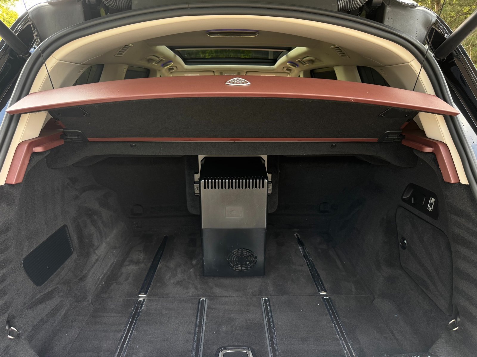 
								2023 Mercedes-Benz GLS 600 Maybach 4MATIC full									