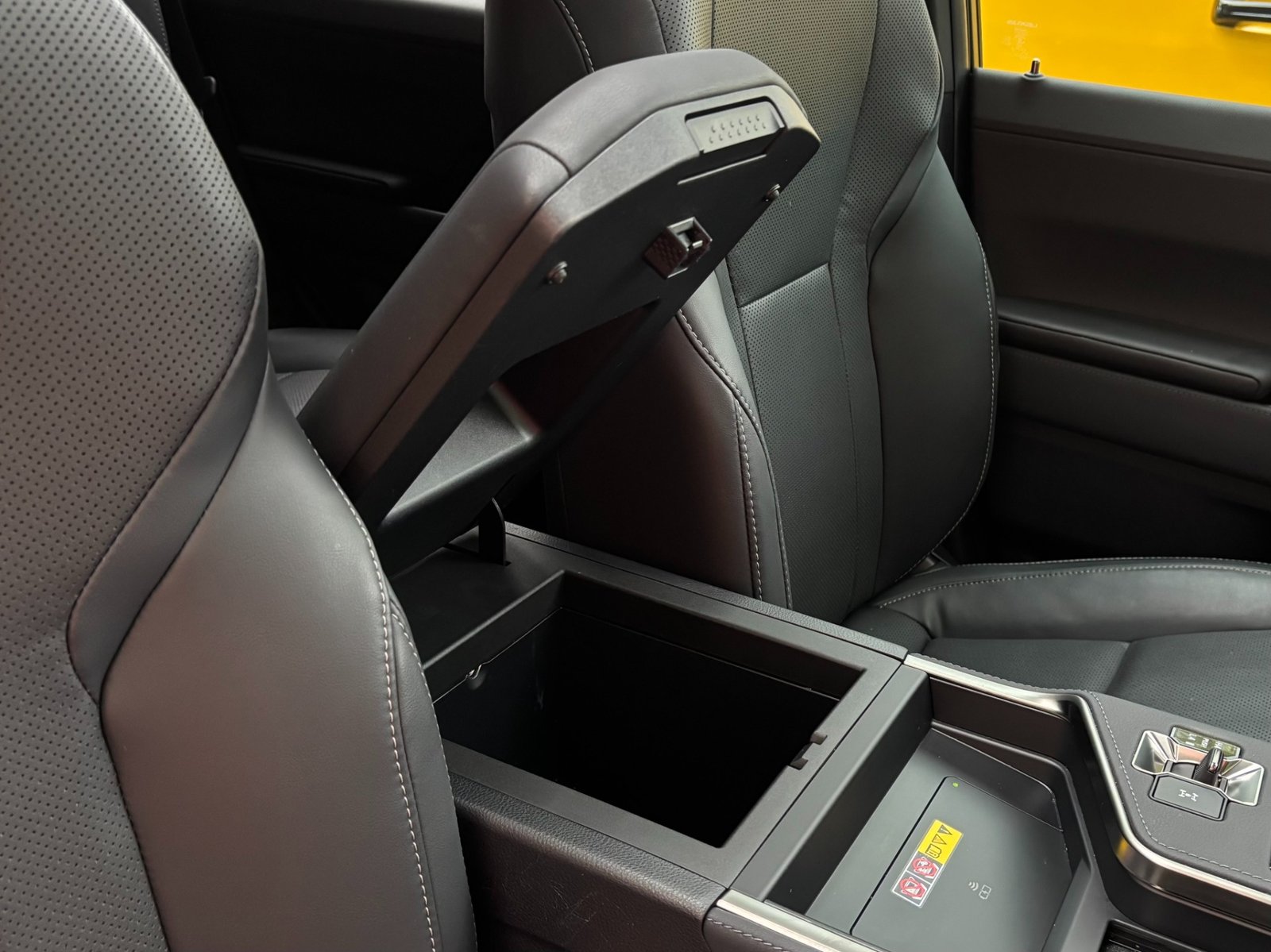 
								2024 Lexus GX 550 full									