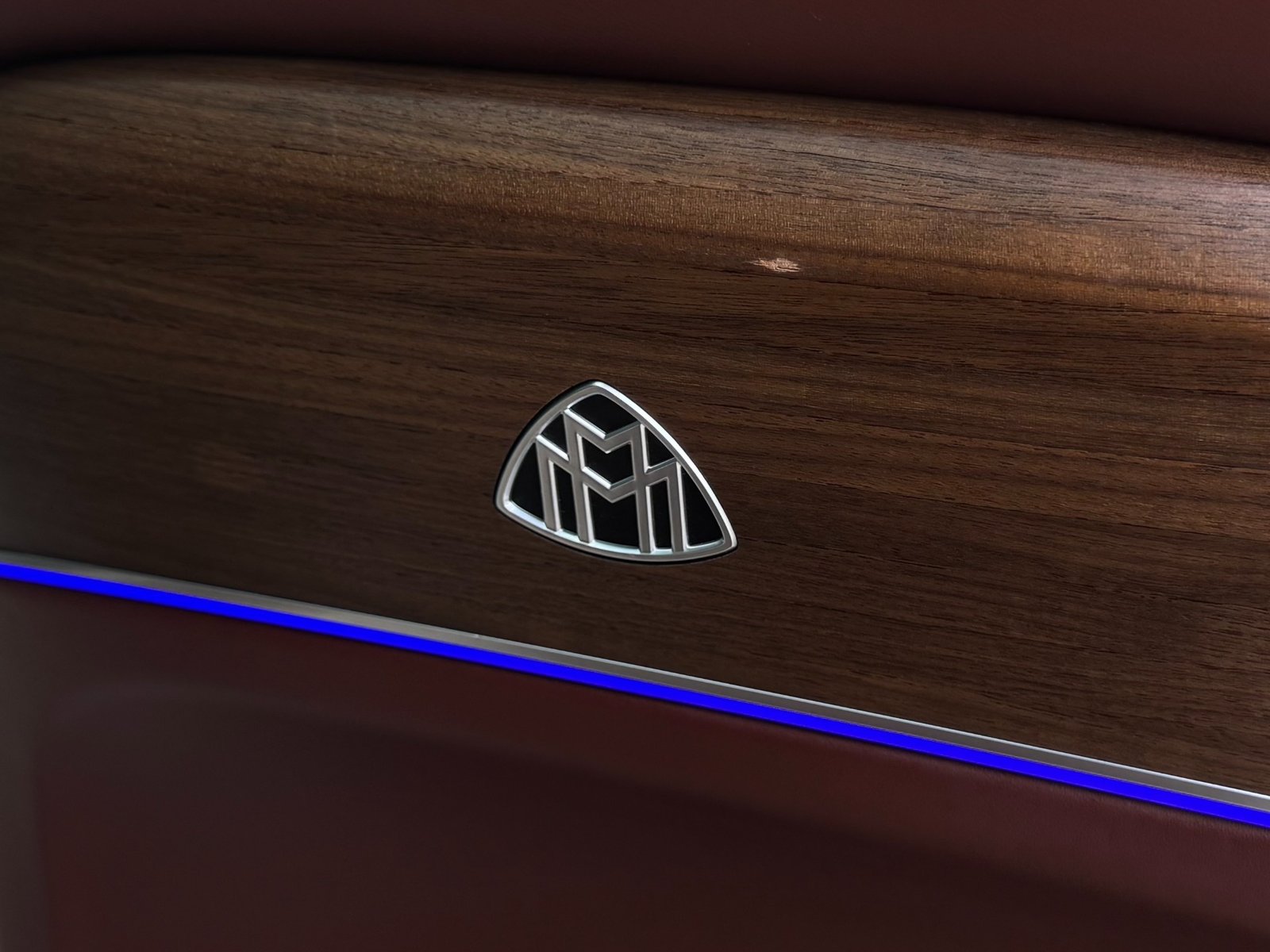 
								2023 Mercedes-Benz GLS 600 Maybach 4MATIC full									