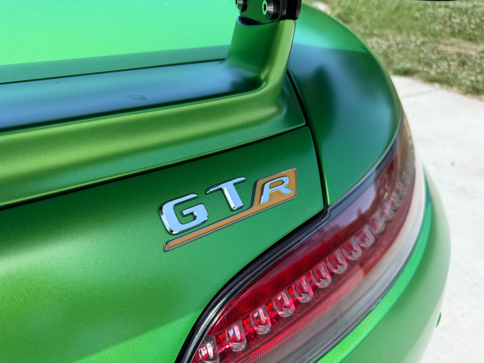 
								2018 Mercedes-Benz AMG GT R full									