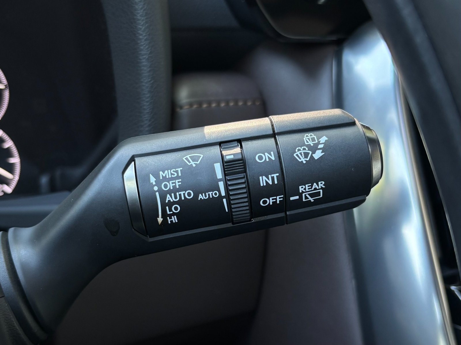 
								2022 Lexus LX 600 full									