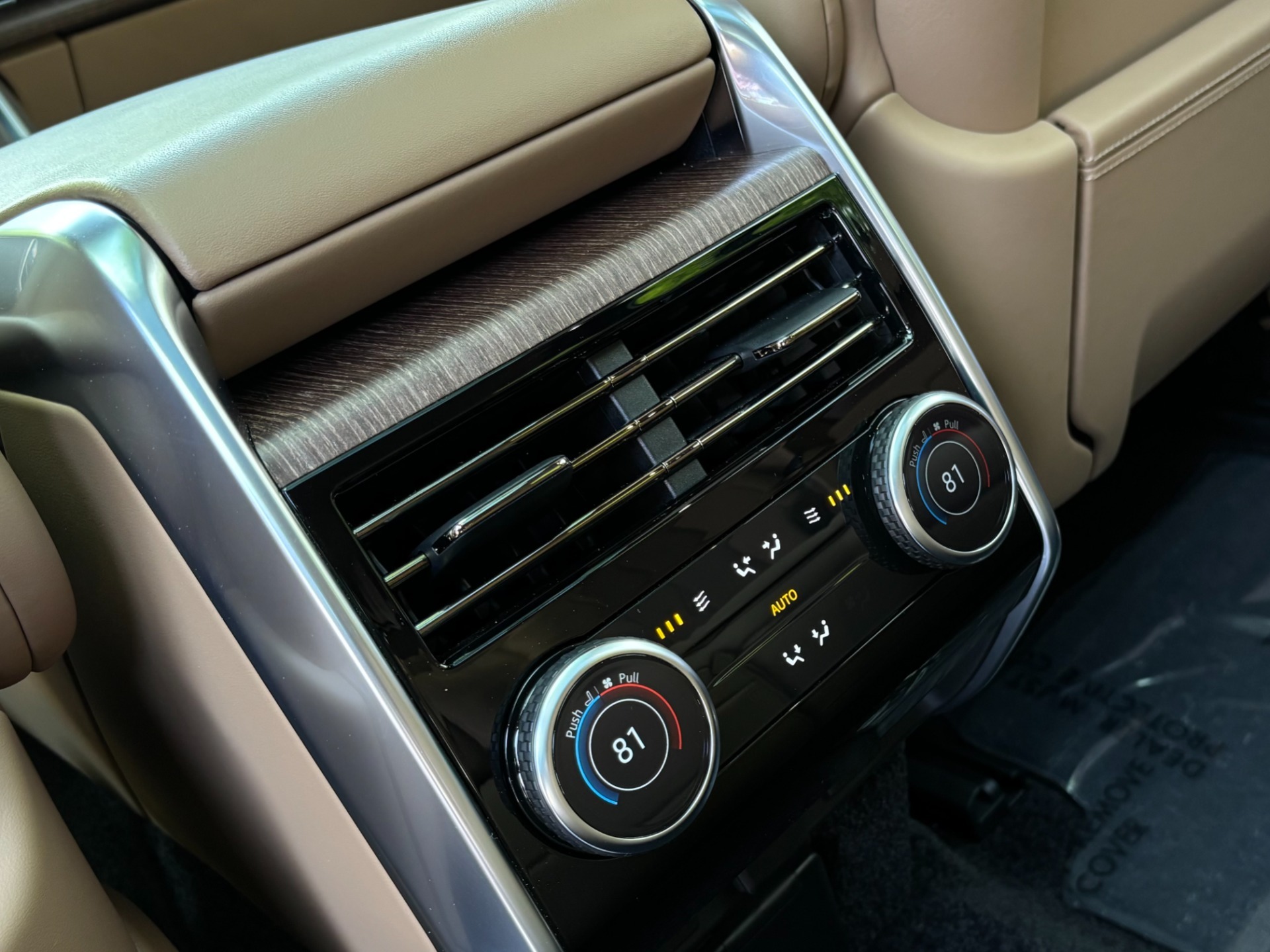
								2024 Range Rover P530 SE full									