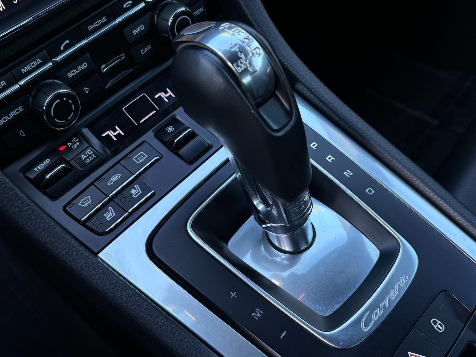 
								2014 Porsche 911 Carrera full									