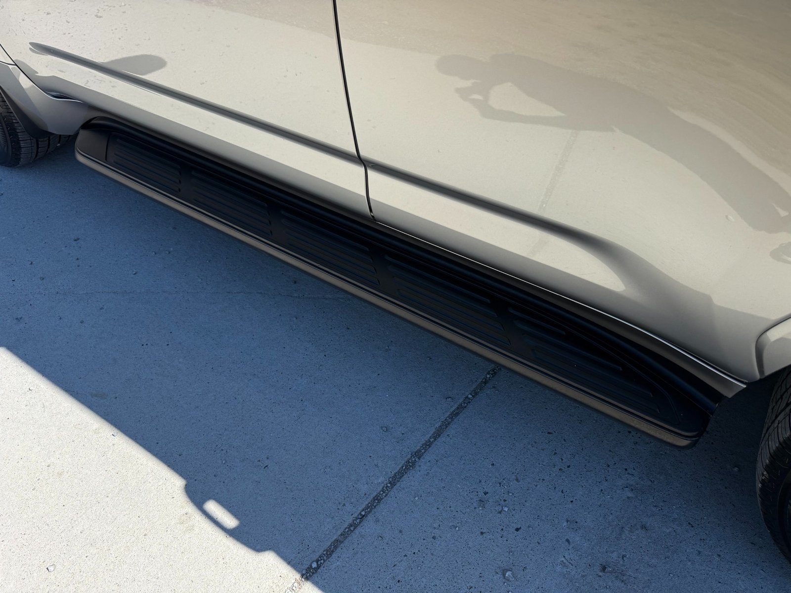 
								2023 Lexus LX 600 full									