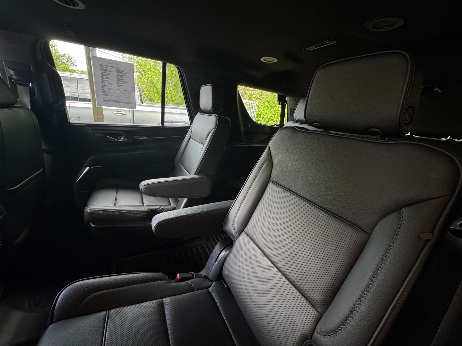 
								2022 GMC Yukon Denali full									