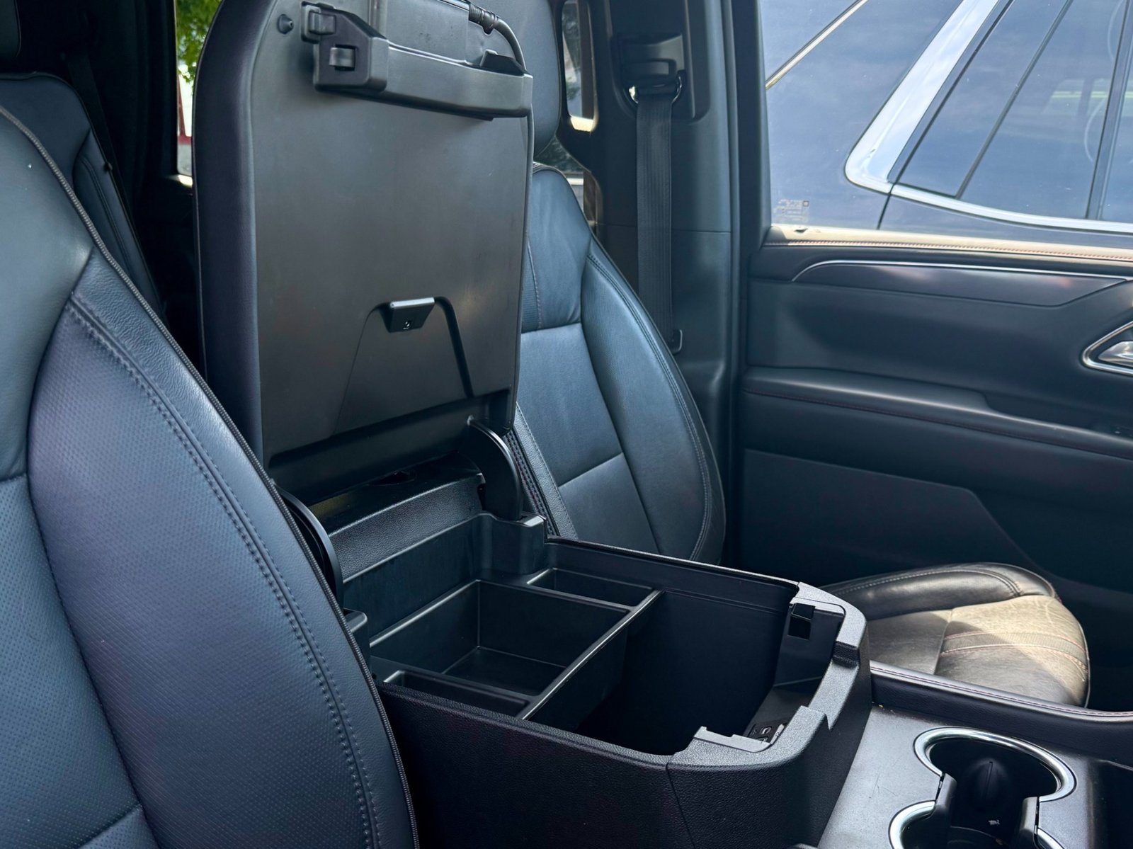 
								2021 Chevrolet Tahoe RST 4WD full									
