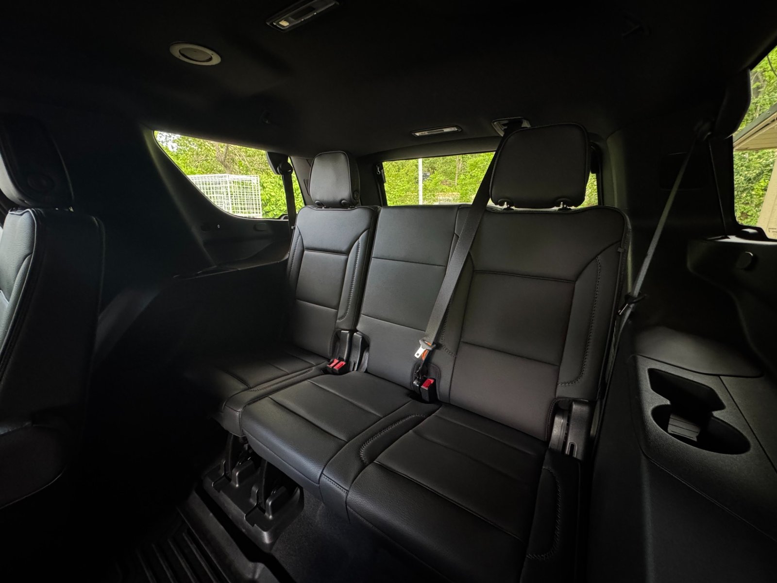
								2022 GMC Yukon Denali full									