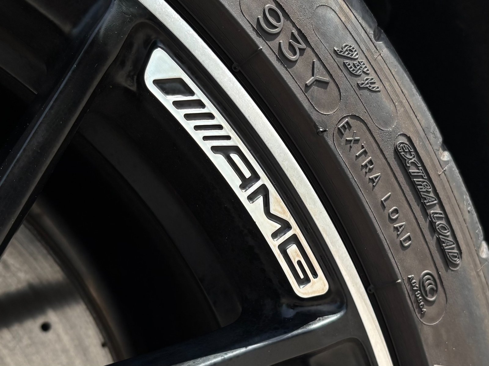 
								2018 Mercedes-Benz C 63 S AMG full									