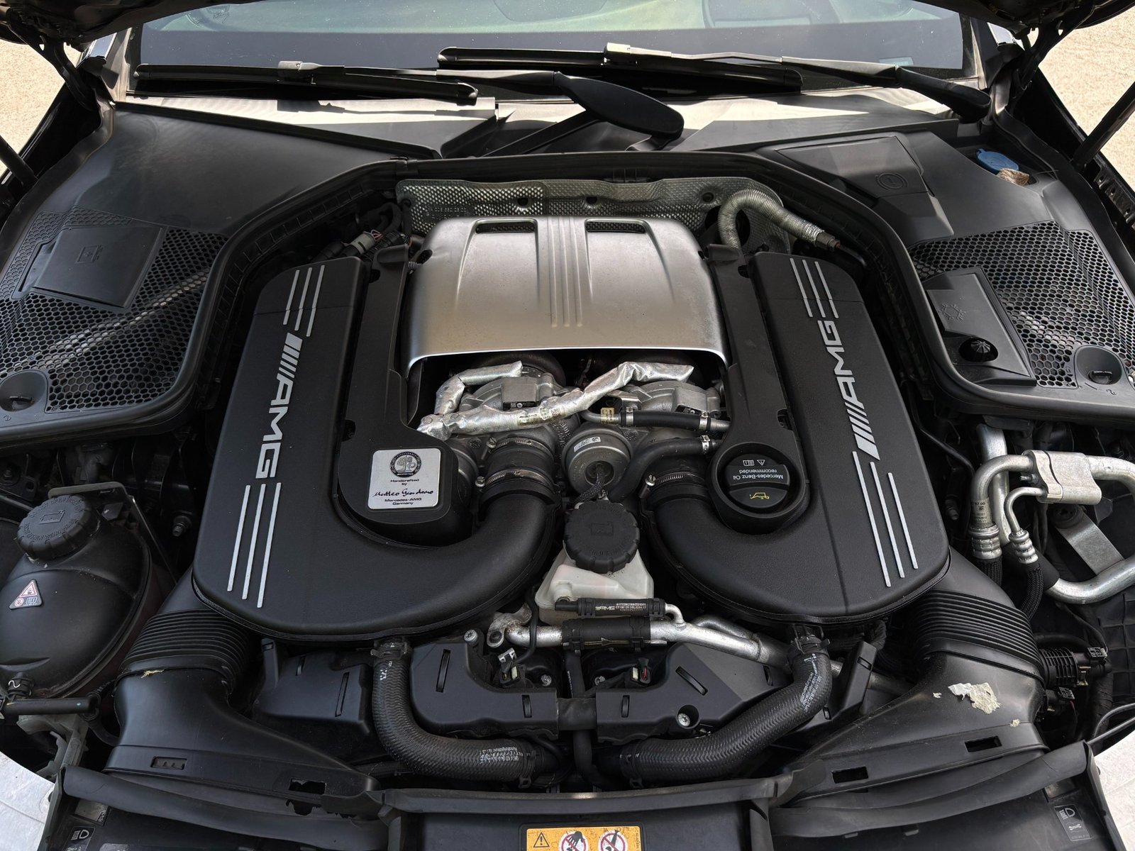 
								2018 Mercedes-Benz C 63 S AMG full									