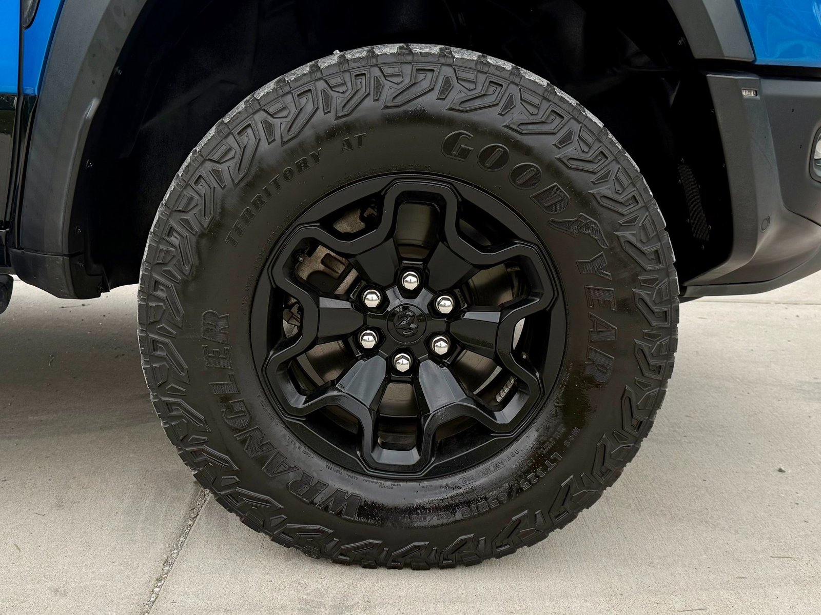 
								2022 Ram 1500 TRX full									