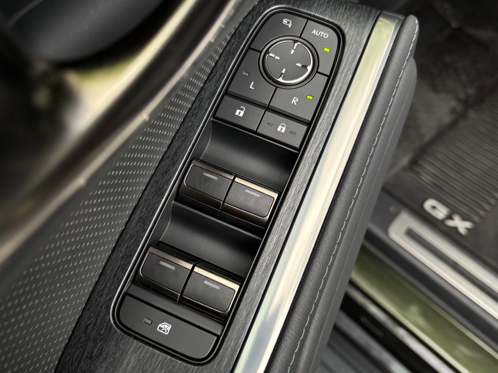 
								2024 Lexus GX 550 full									