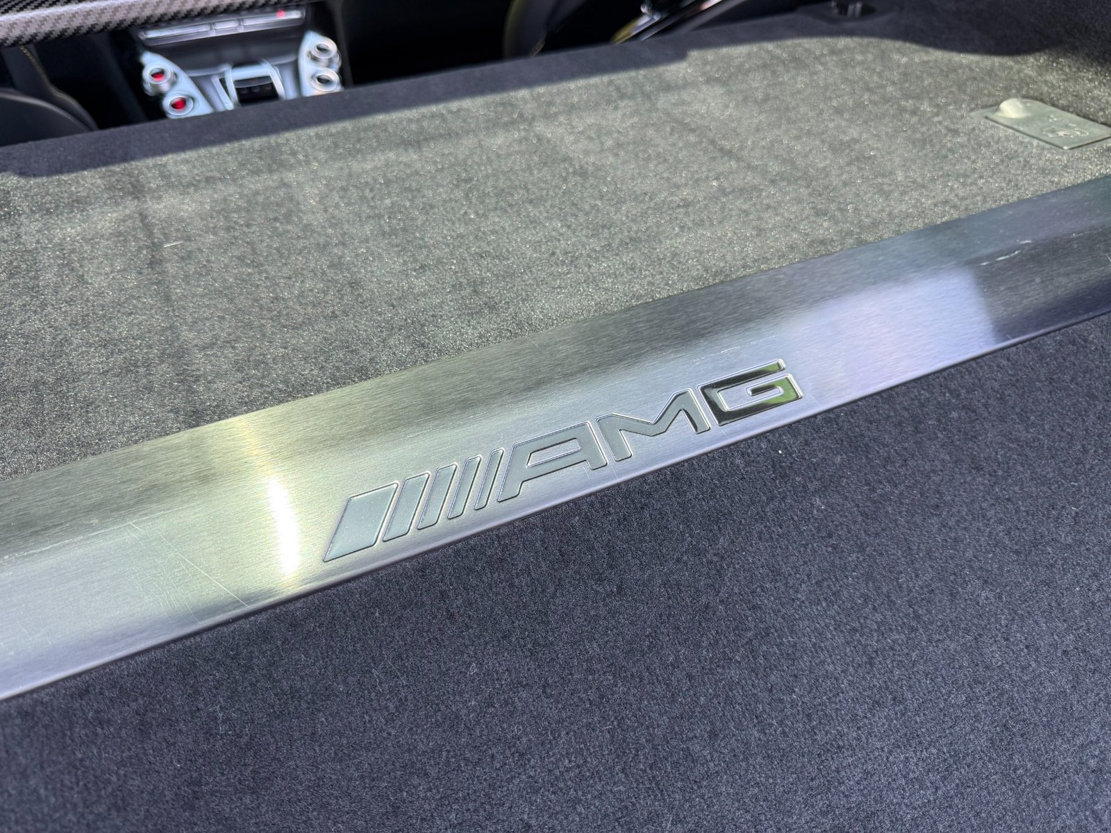 
								2018 Mercedes-Benz AMG GT R full									