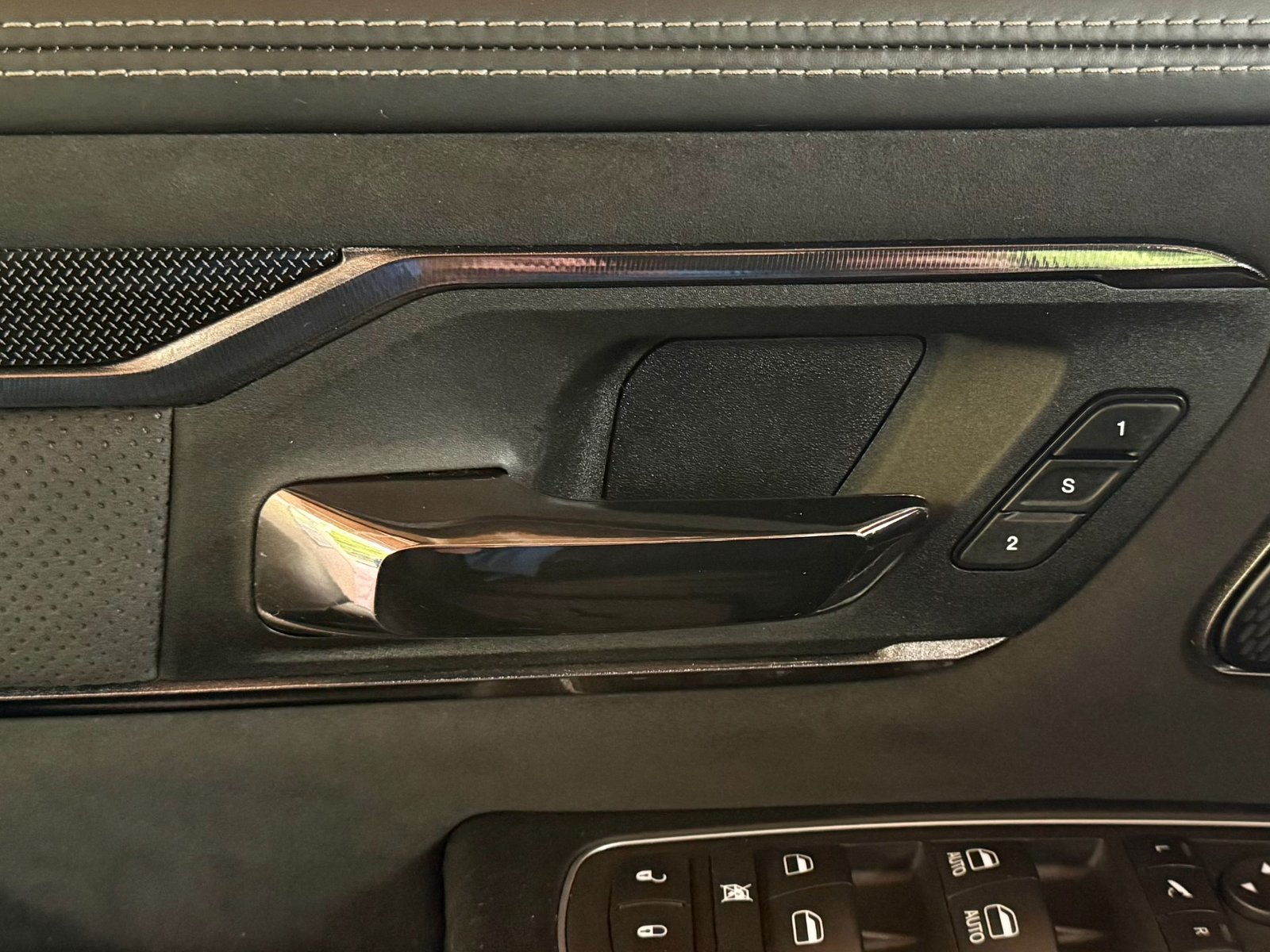 
								2022 Ram 1500 TRX full									