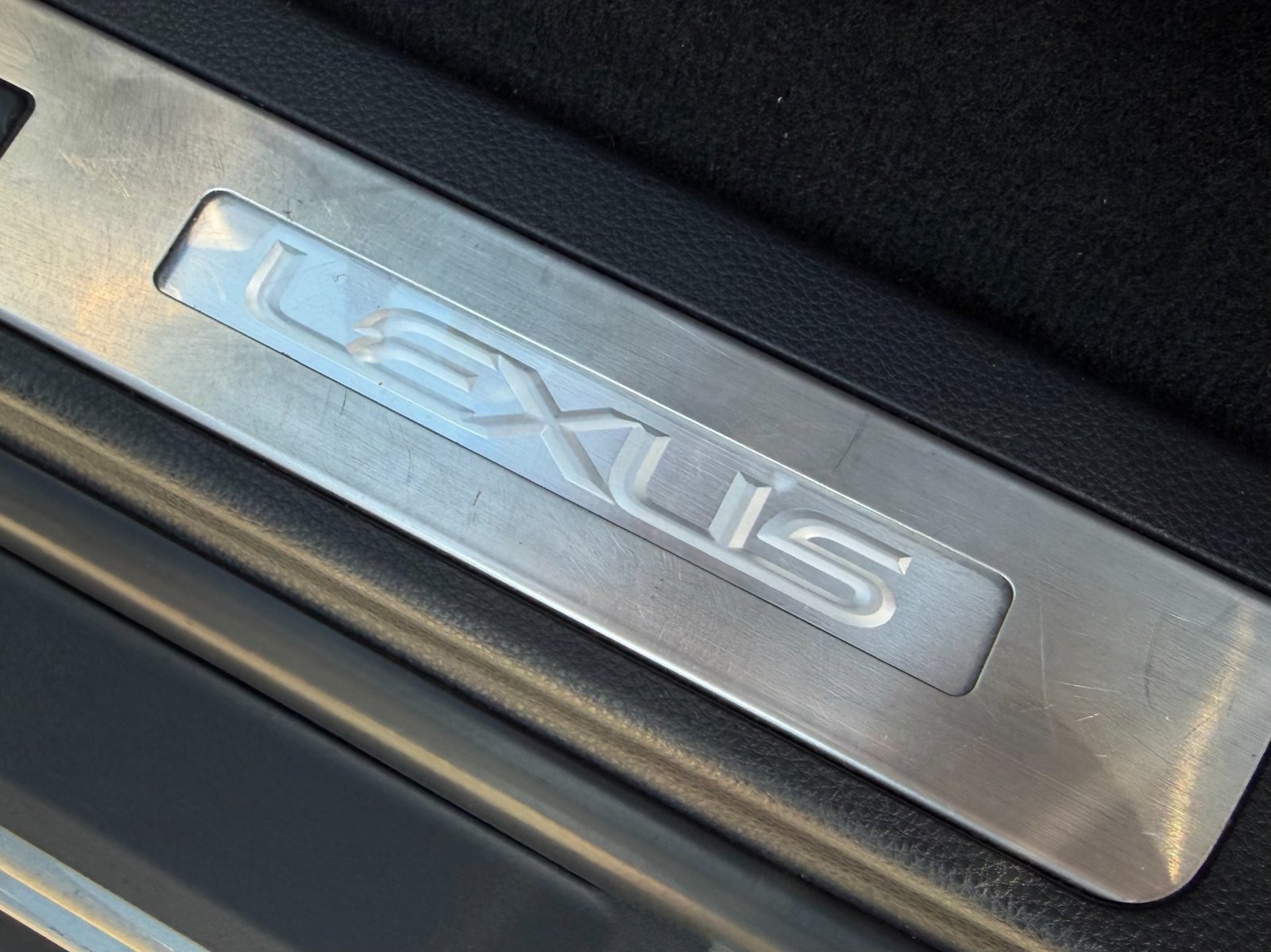 
								2023 Lexus LX 600 full									