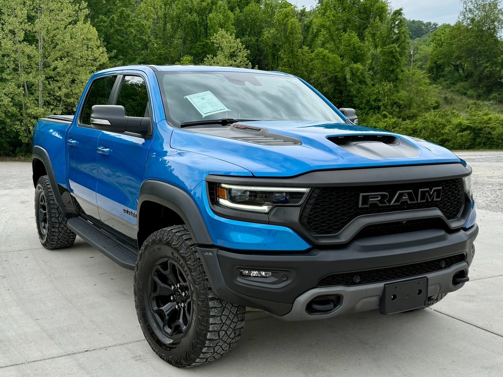 
								2022 Ram 1500 TRX full									