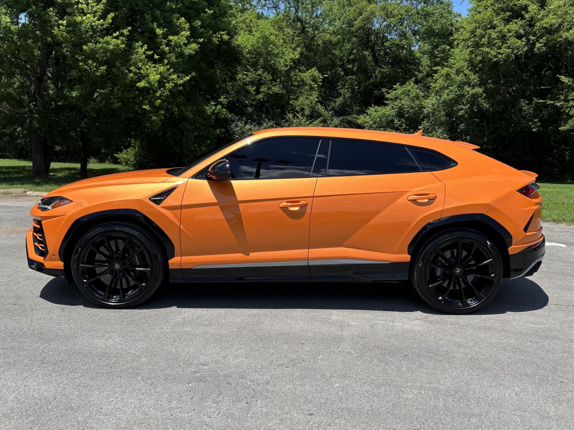 
								2021 Lamborghini Urus full									