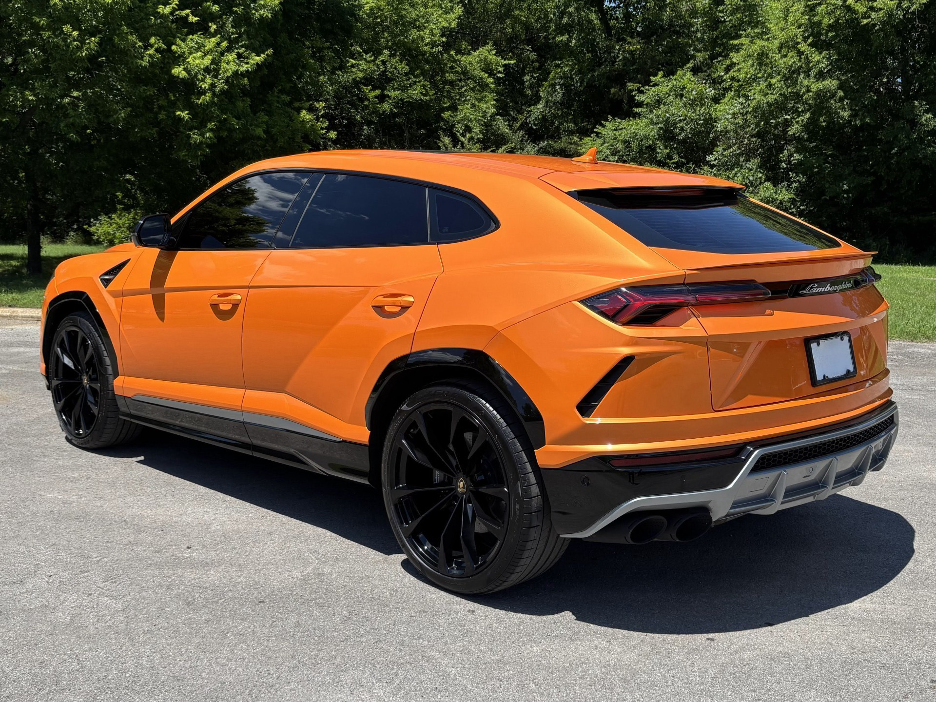 
								2021 Lamborghini Urus full									