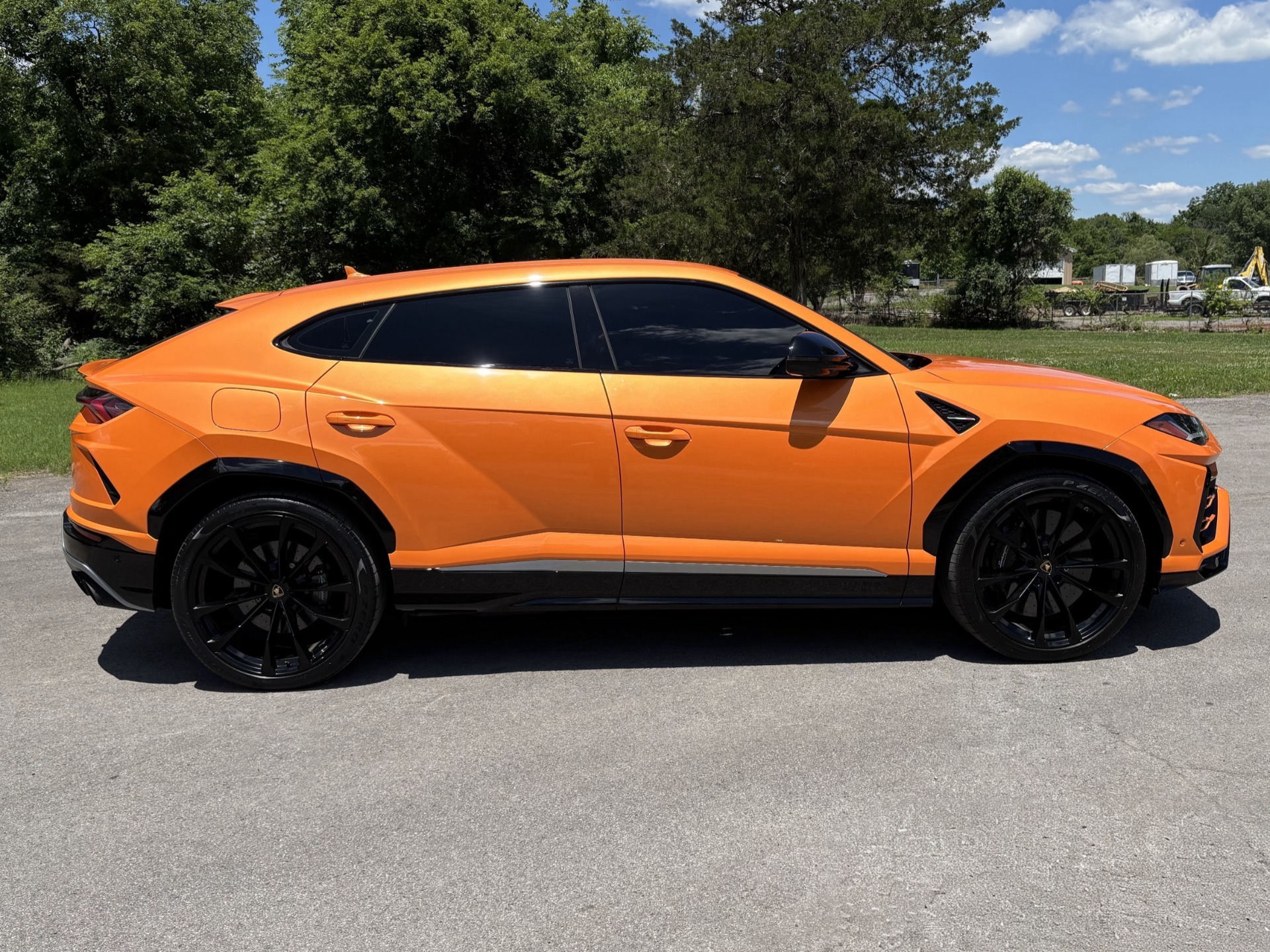 
								2021 Lamborghini Urus full									