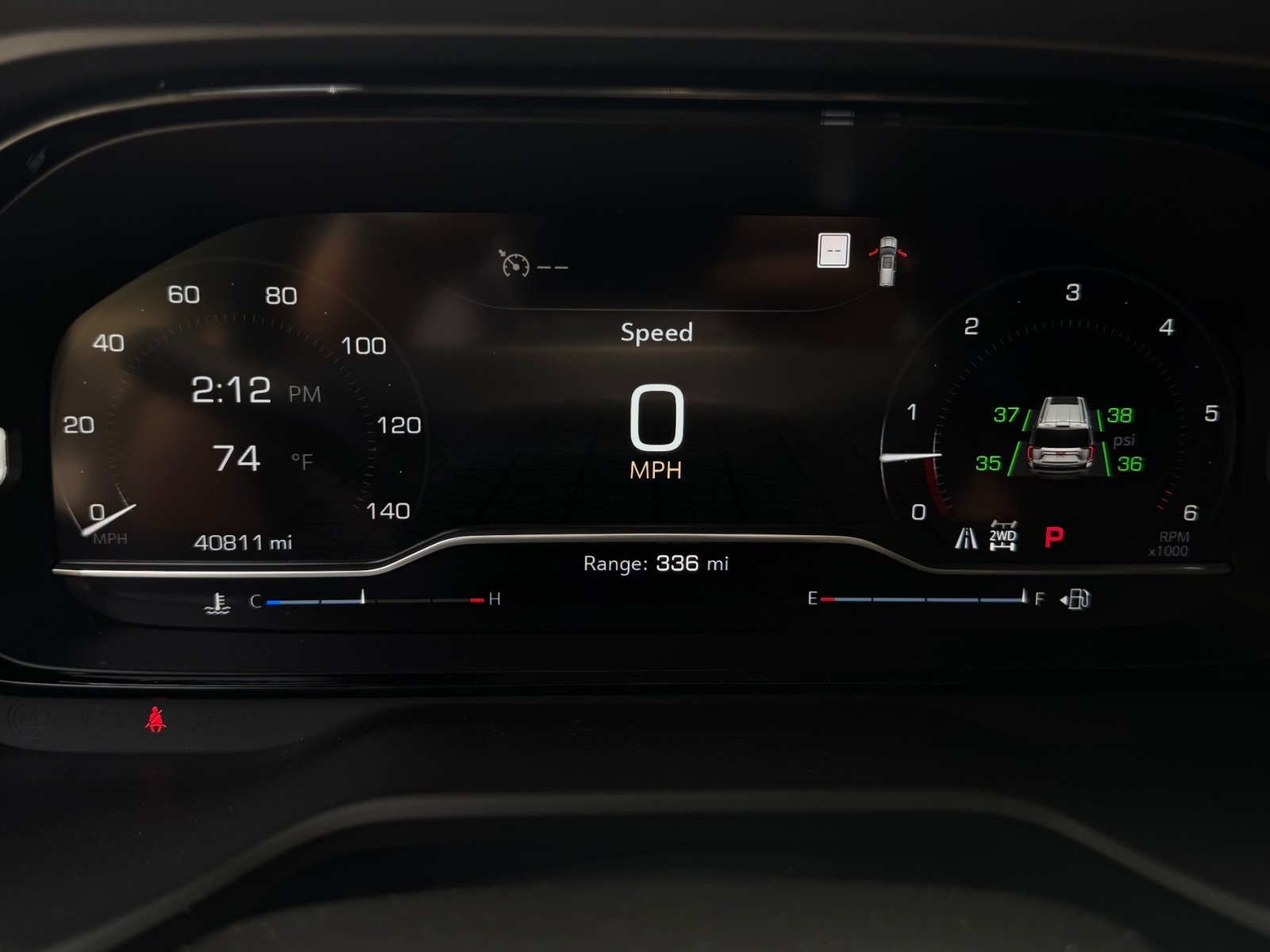 
								2022 GMC Yukon Denali full									