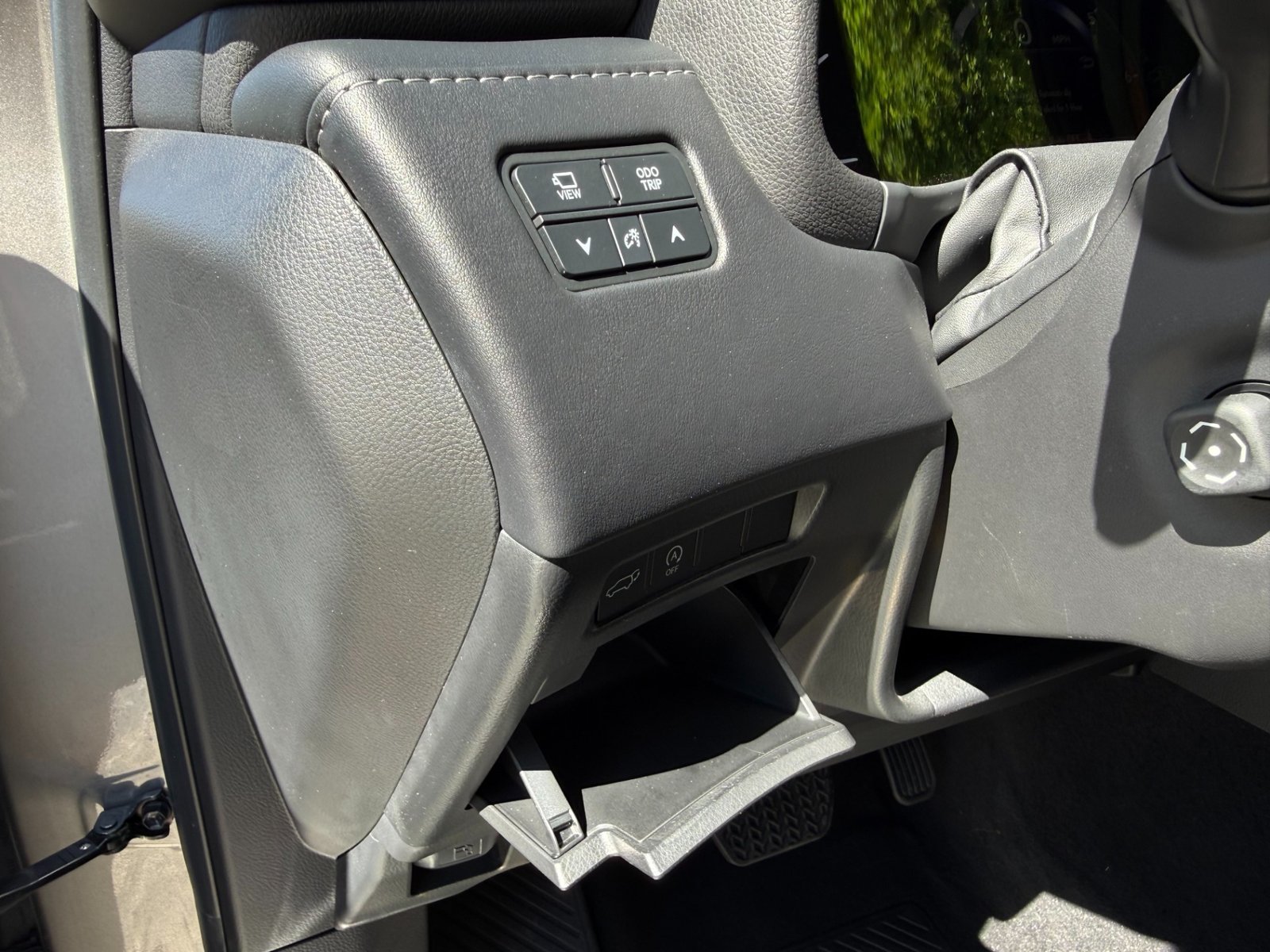 
								2023 Lexus LX 600 full									