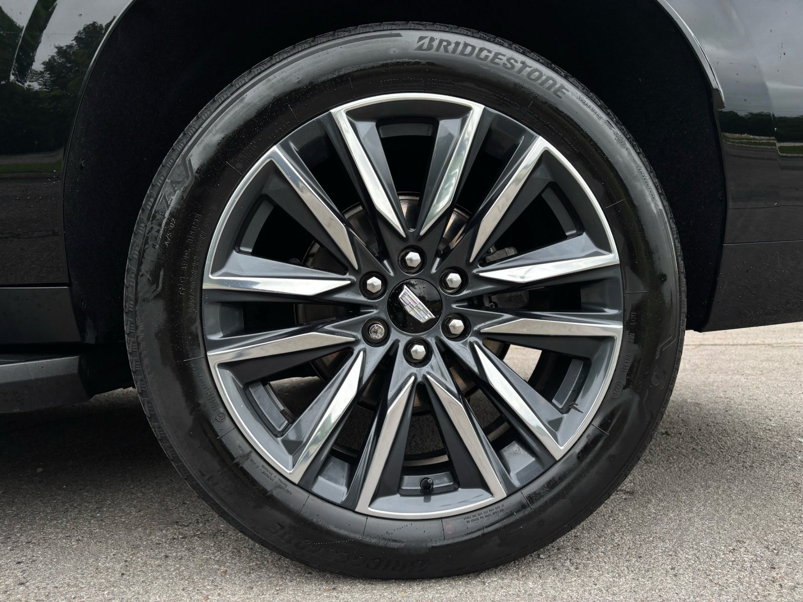 
								2022 Cadillac Escalade ESV full									