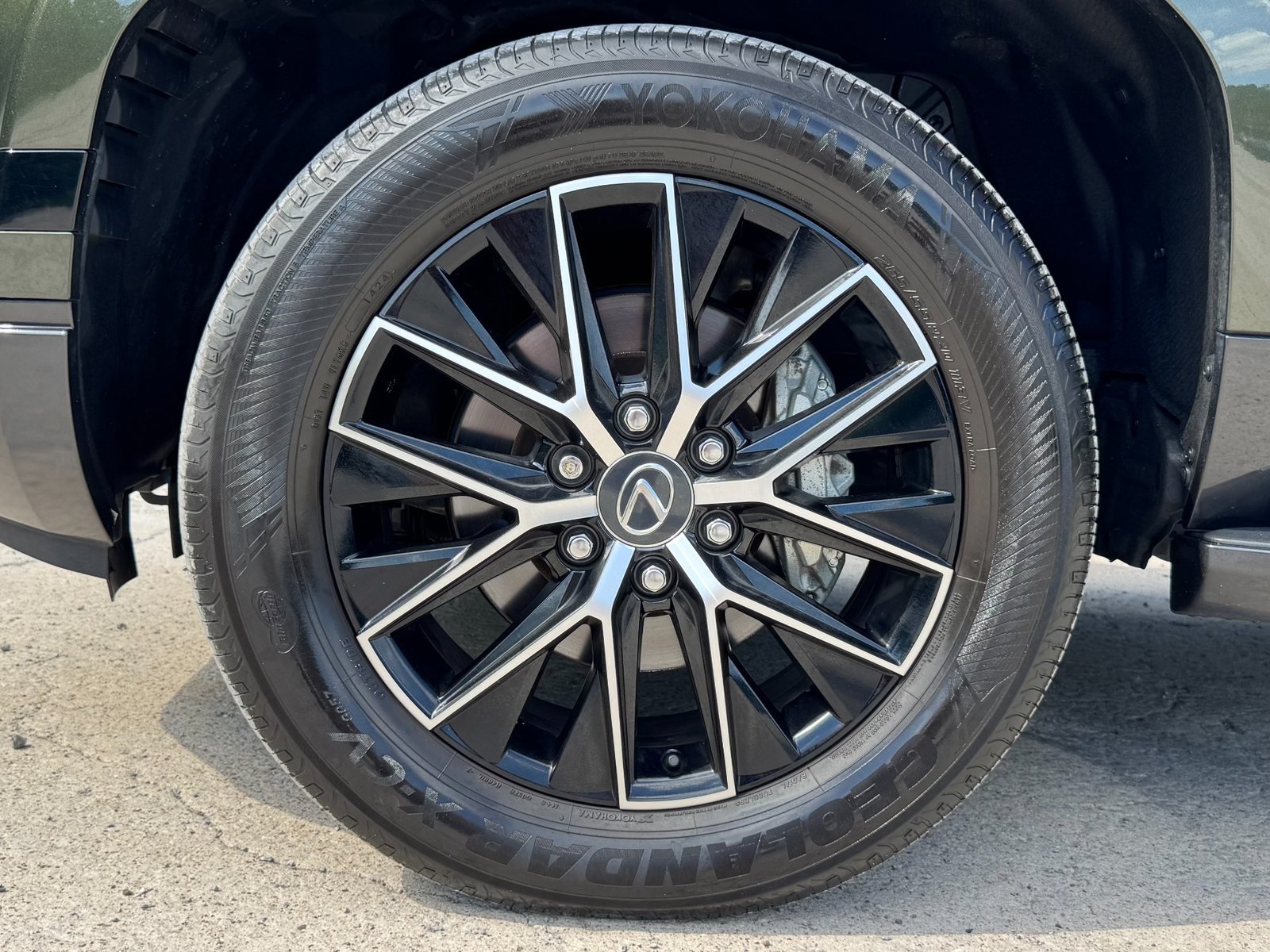 
								2024 Lexus GX 550 full									