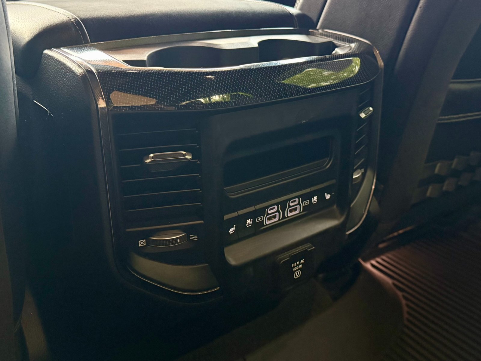 
								2022 Ram 1500 TRX full									