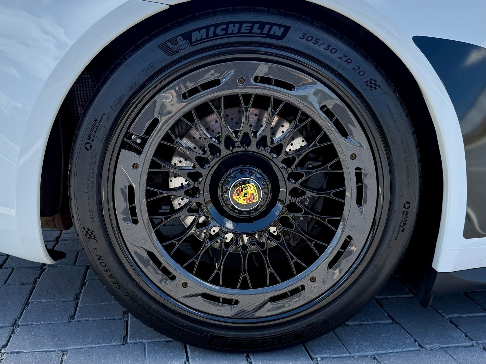 
								2014 Porsche 911 Carrera full									