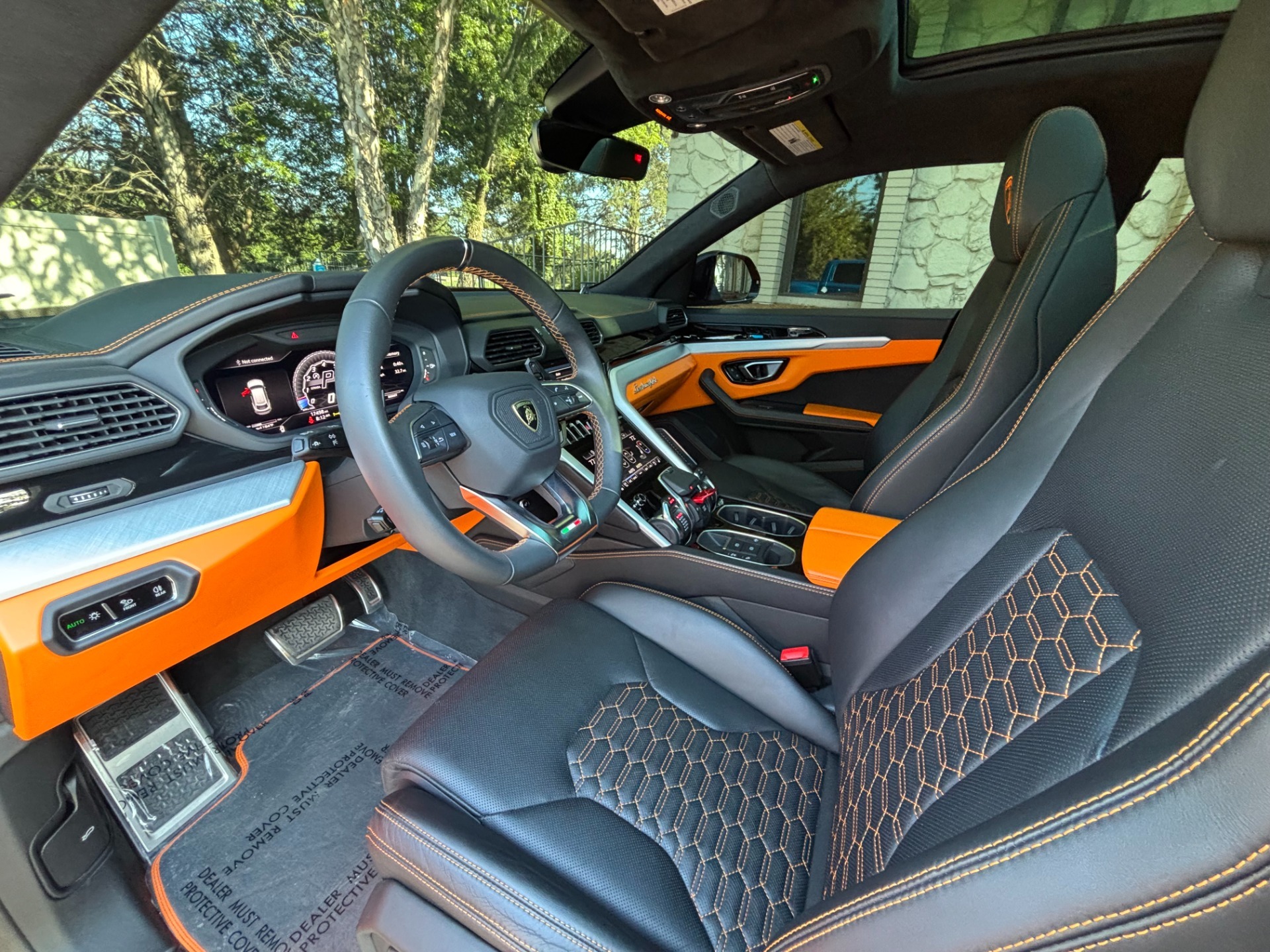 
								2021 Lamborghini Urus full									