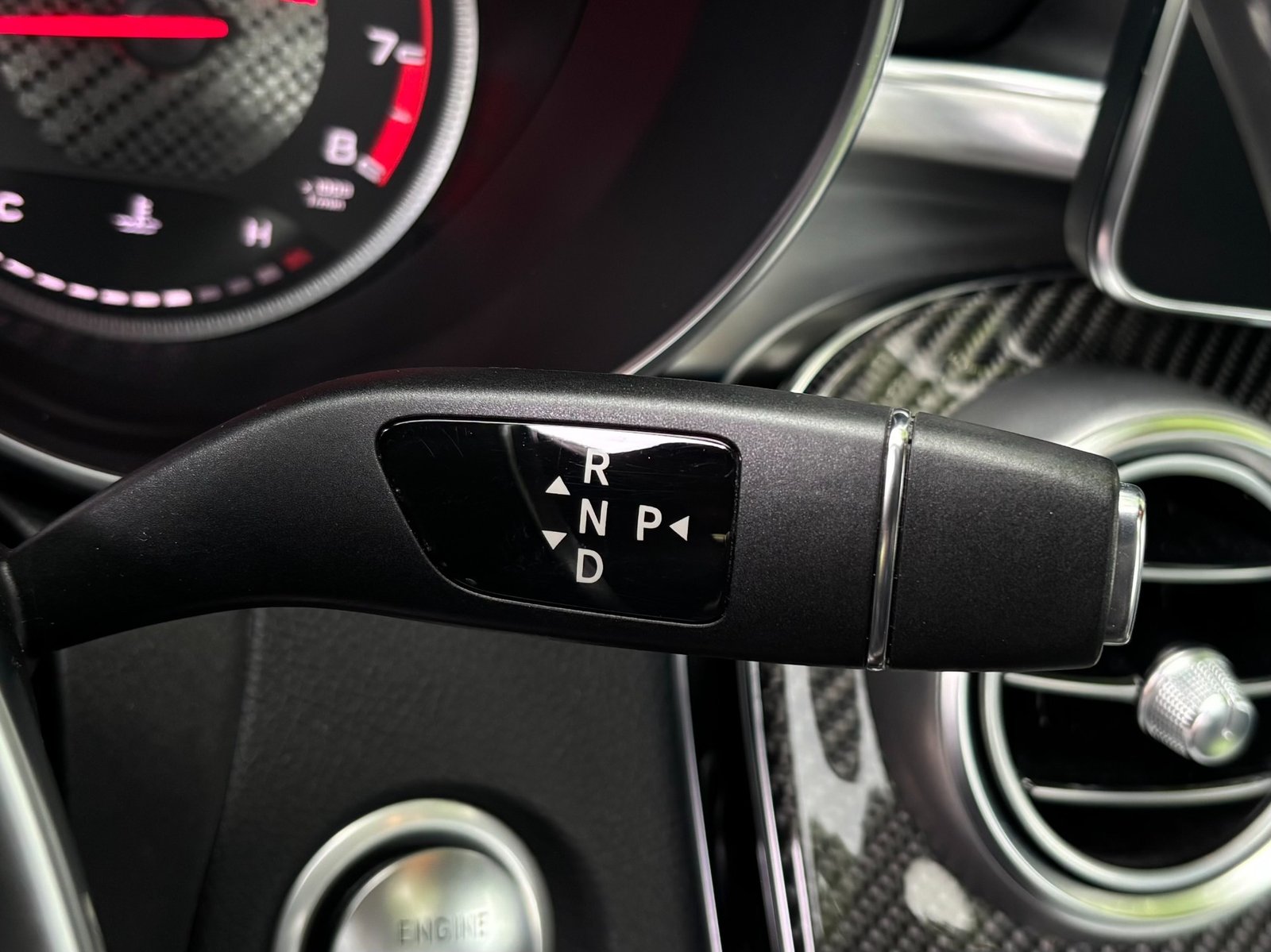 
								2018 Mercedes-Benz C 63 S AMG full									