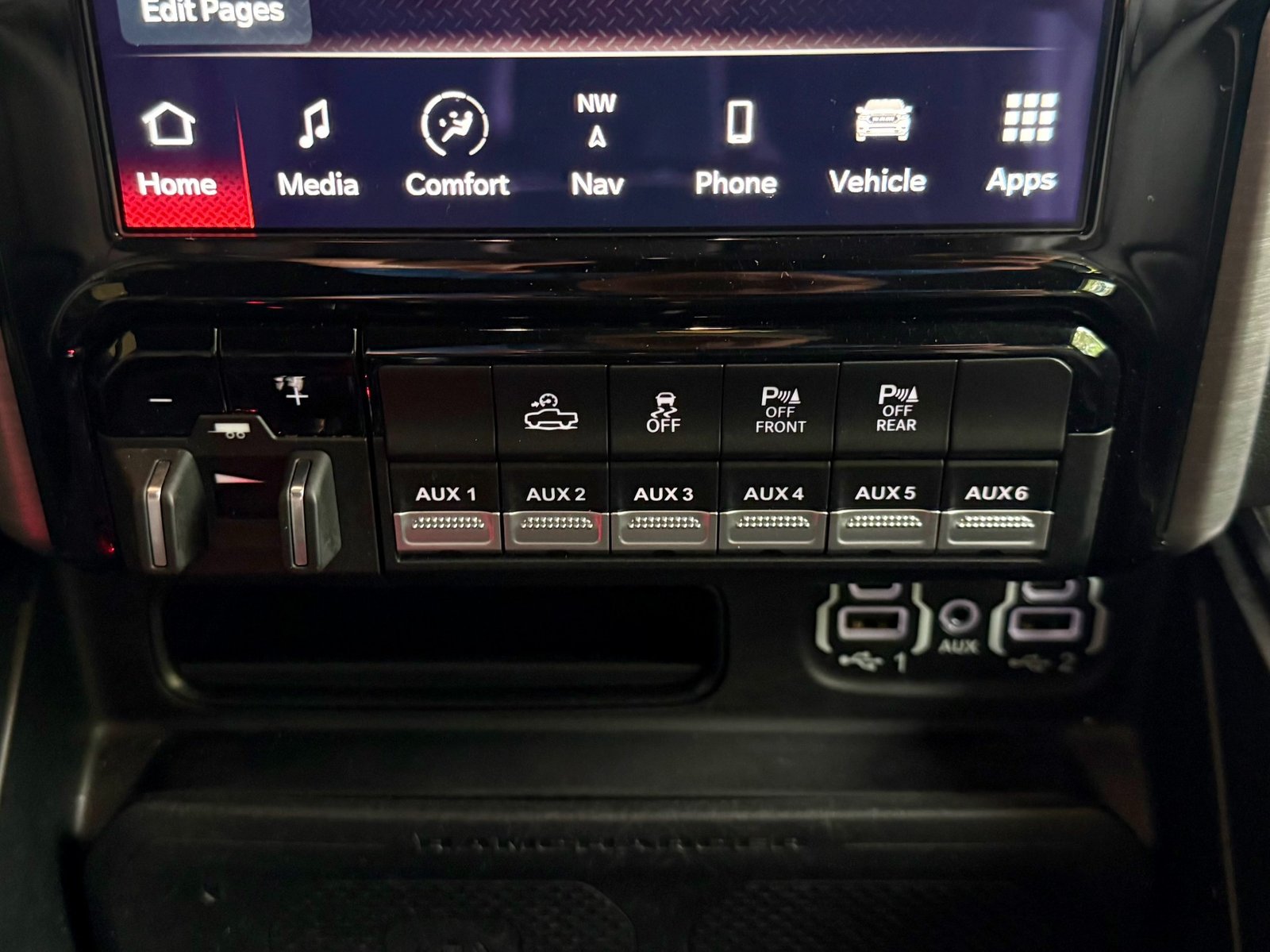 
								2022 Ram 1500 TRX full									