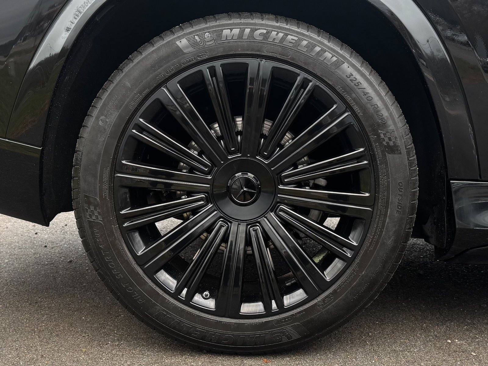 
								2023 Mercedes-Benz GLS 600 Maybach 4MATIC full									