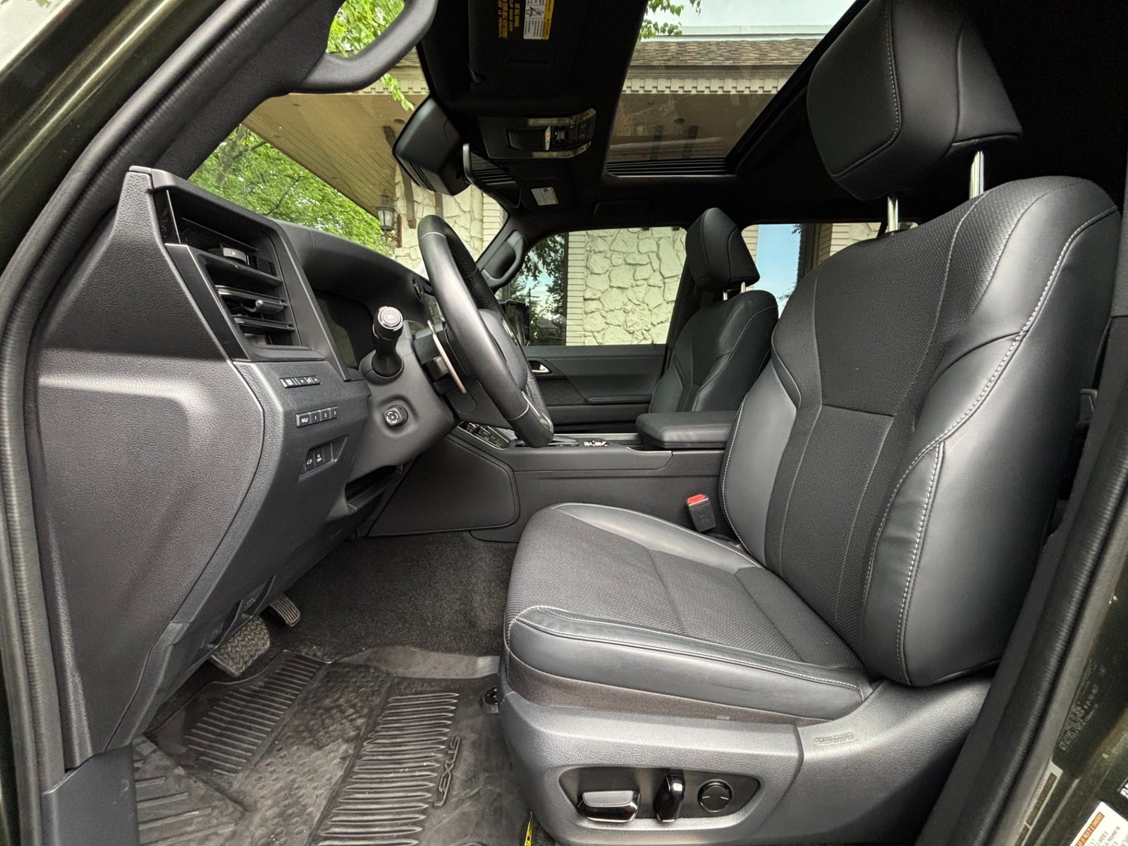 
								2024 Lexus GX 550 full									
