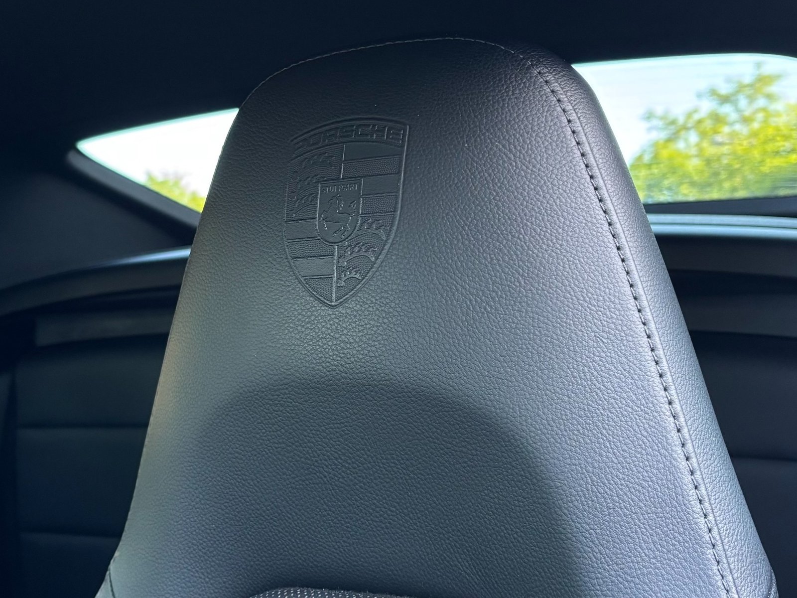 
								2014 Porsche 911 Carrera full									