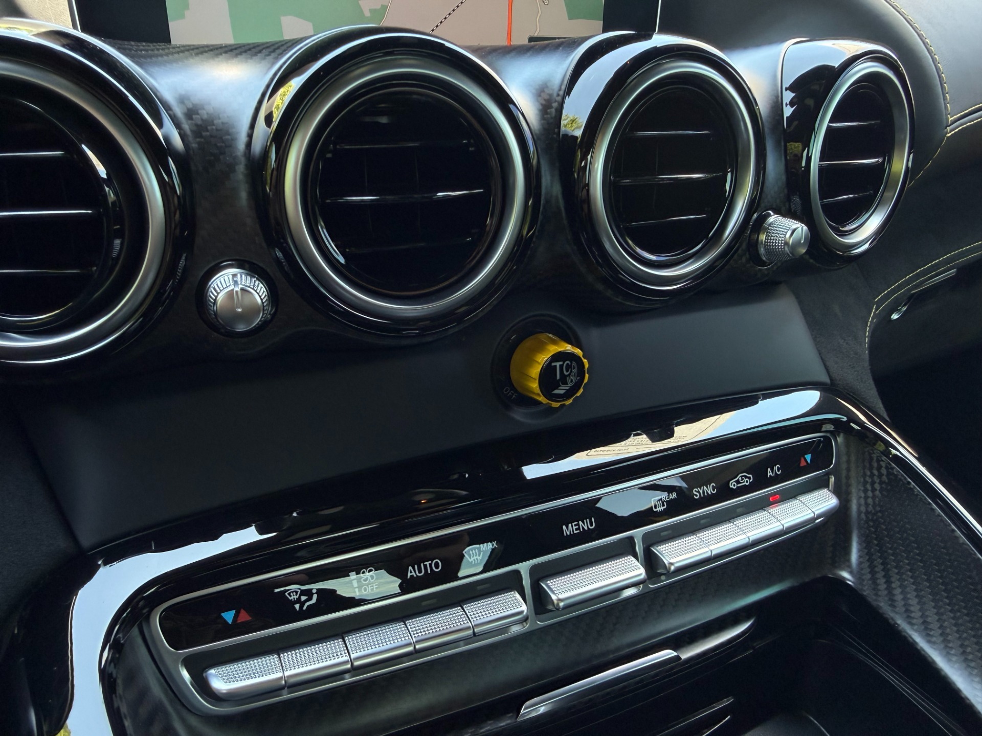 
								2018 Mercedes-Benz AMG GT R full									