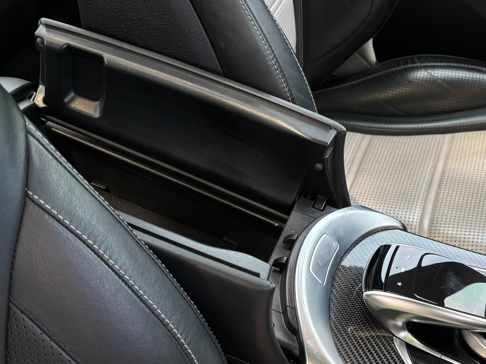 
								2018 Mercedes-Benz C 63 S AMG full									