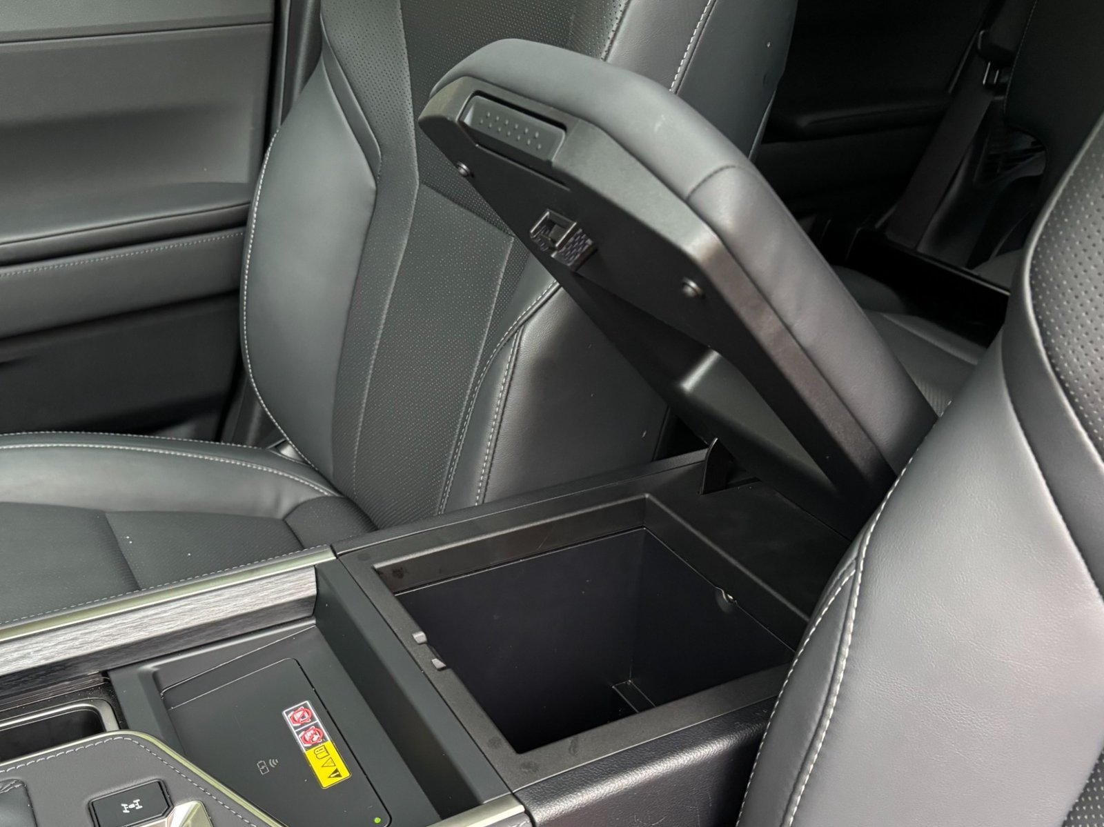 
								2024 Lexus GX 550 full									