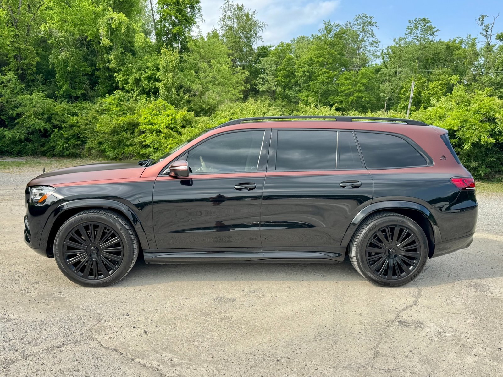 
								2023 Mercedes-Benz GLS 600 Maybach 4MATIC full									