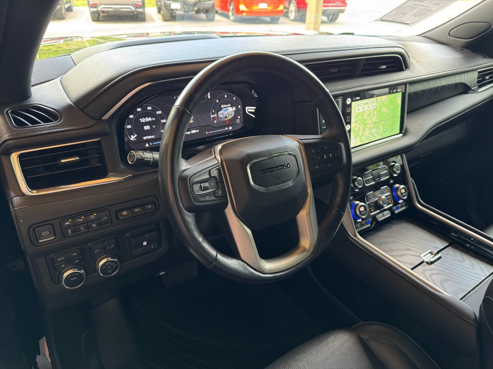 
								2022 GMC Yukon Denali full									