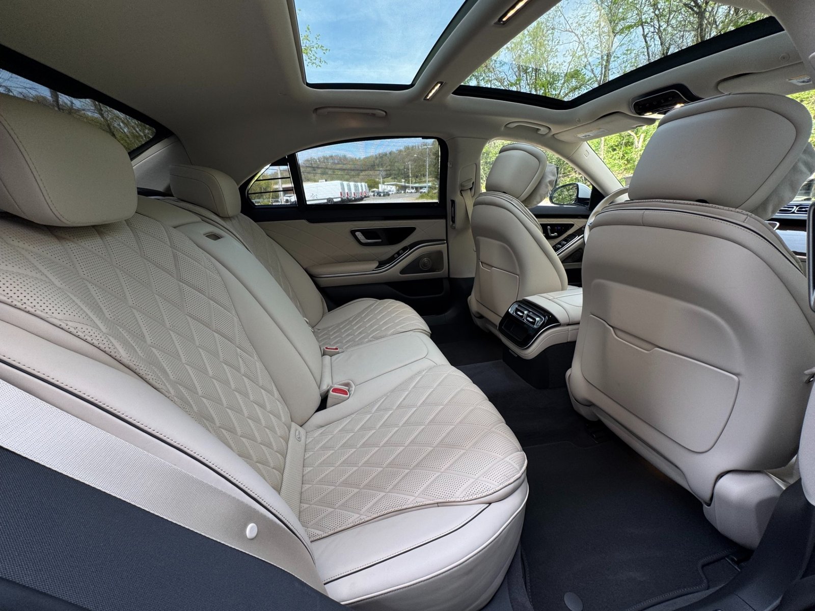 
								2022 Mercedes-Benz S 580 4MATIC full									
