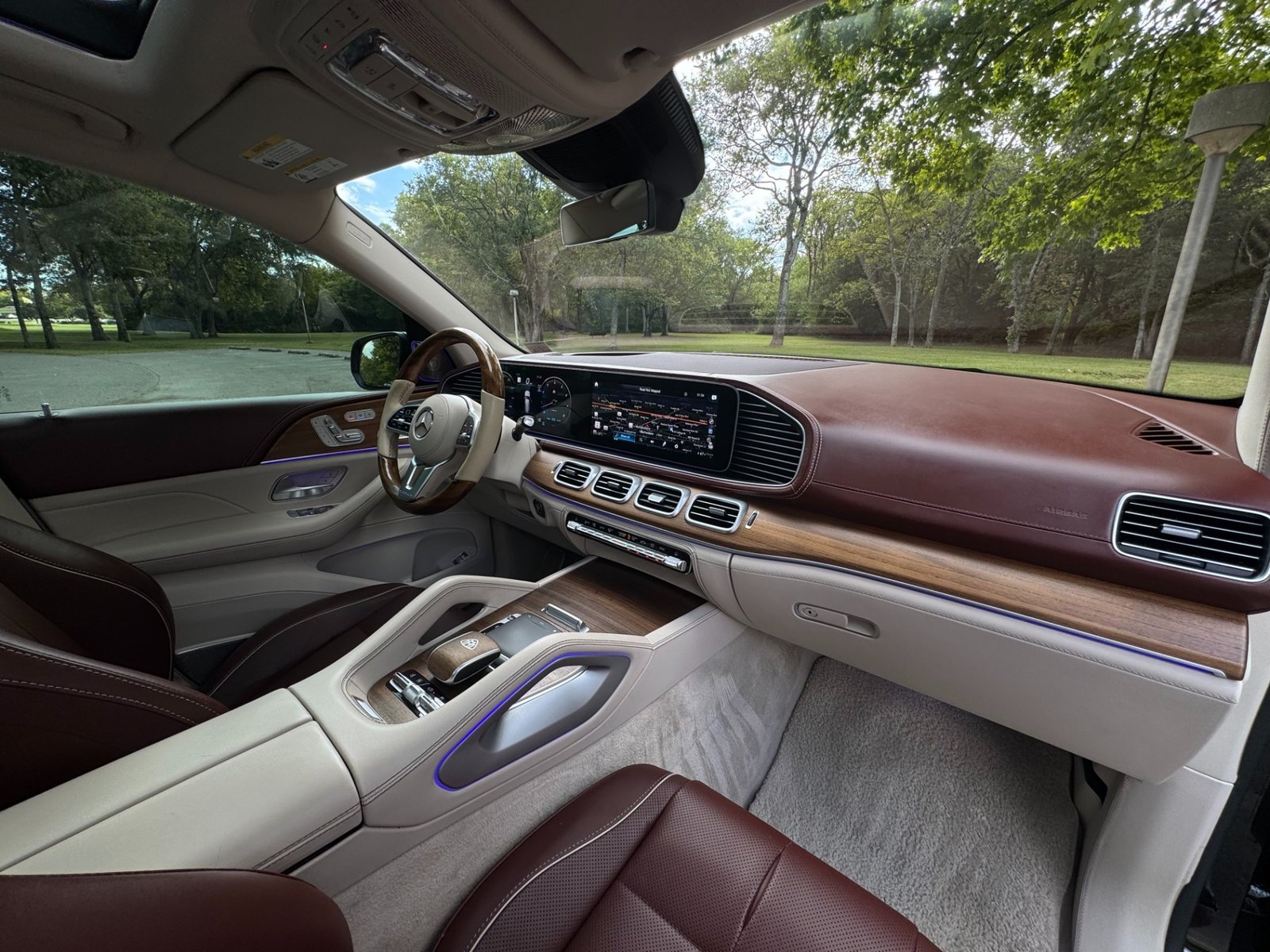 
								2023 Mercedes-Benz GLS 600 Maybach 4MATIC full									