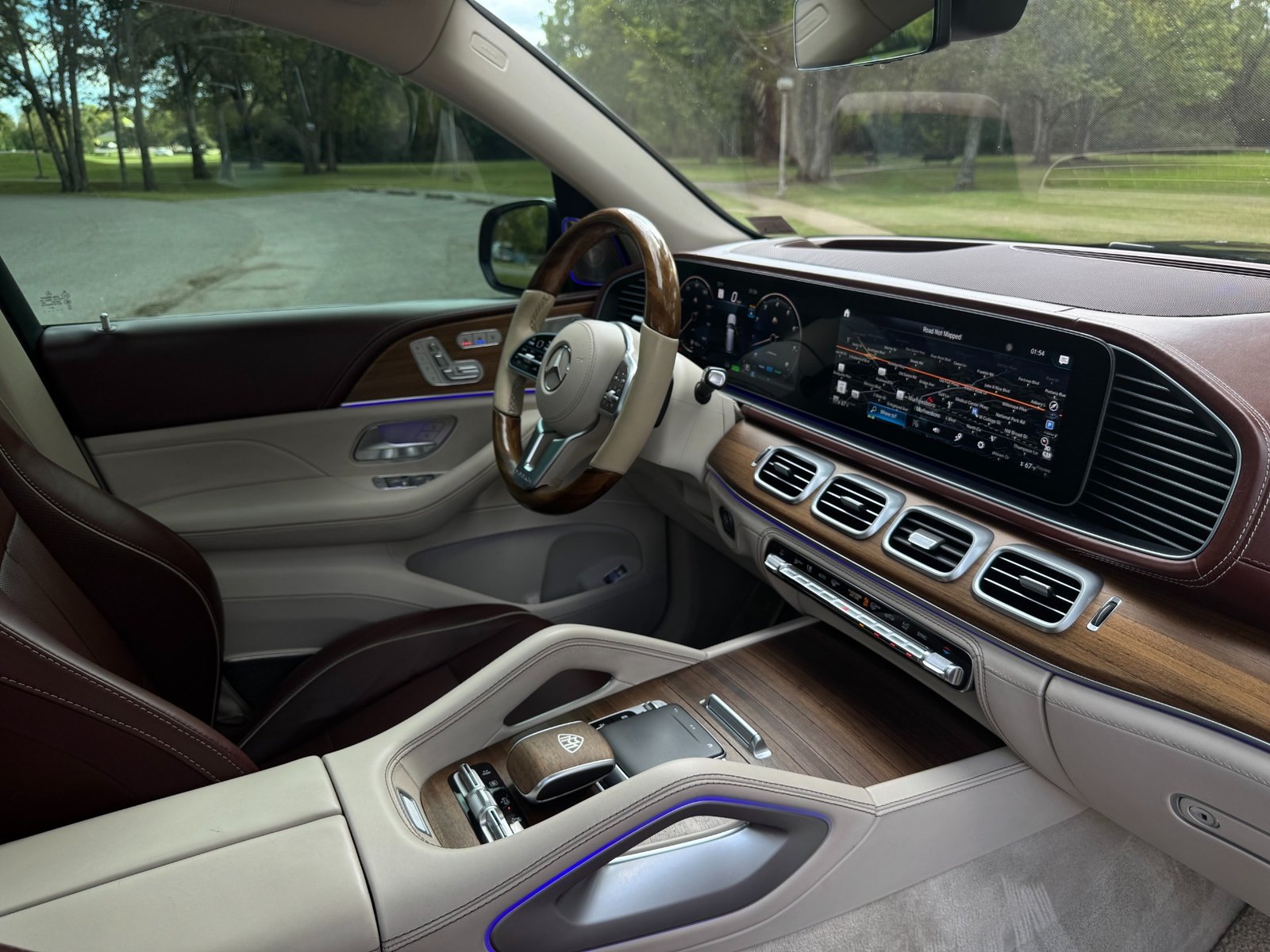 
								2023 Mercedes-Benz GLS 600 Maybach 4MATIC full									